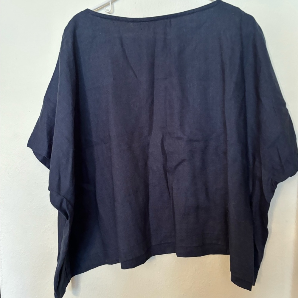 Two days off linen top - Picture 4 of 8